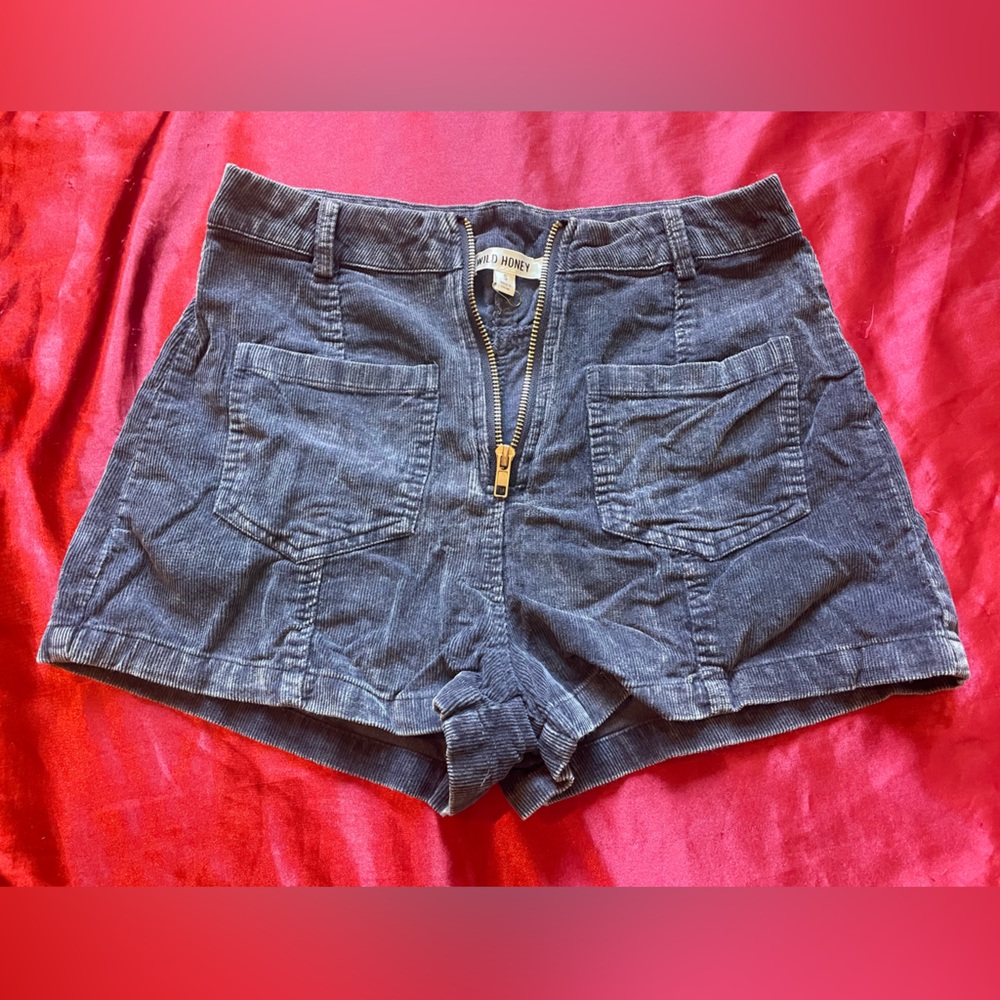 Wild honey fake denim shorts size small